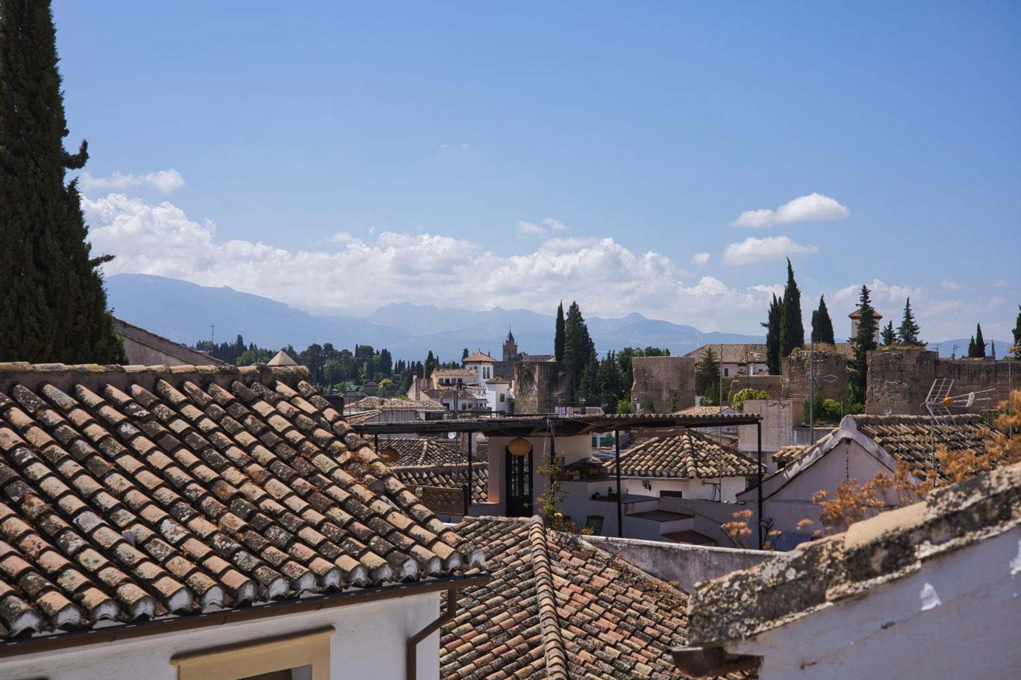 Sunny House Terraza Privada Y Parking Villa Granada Luaran gambar